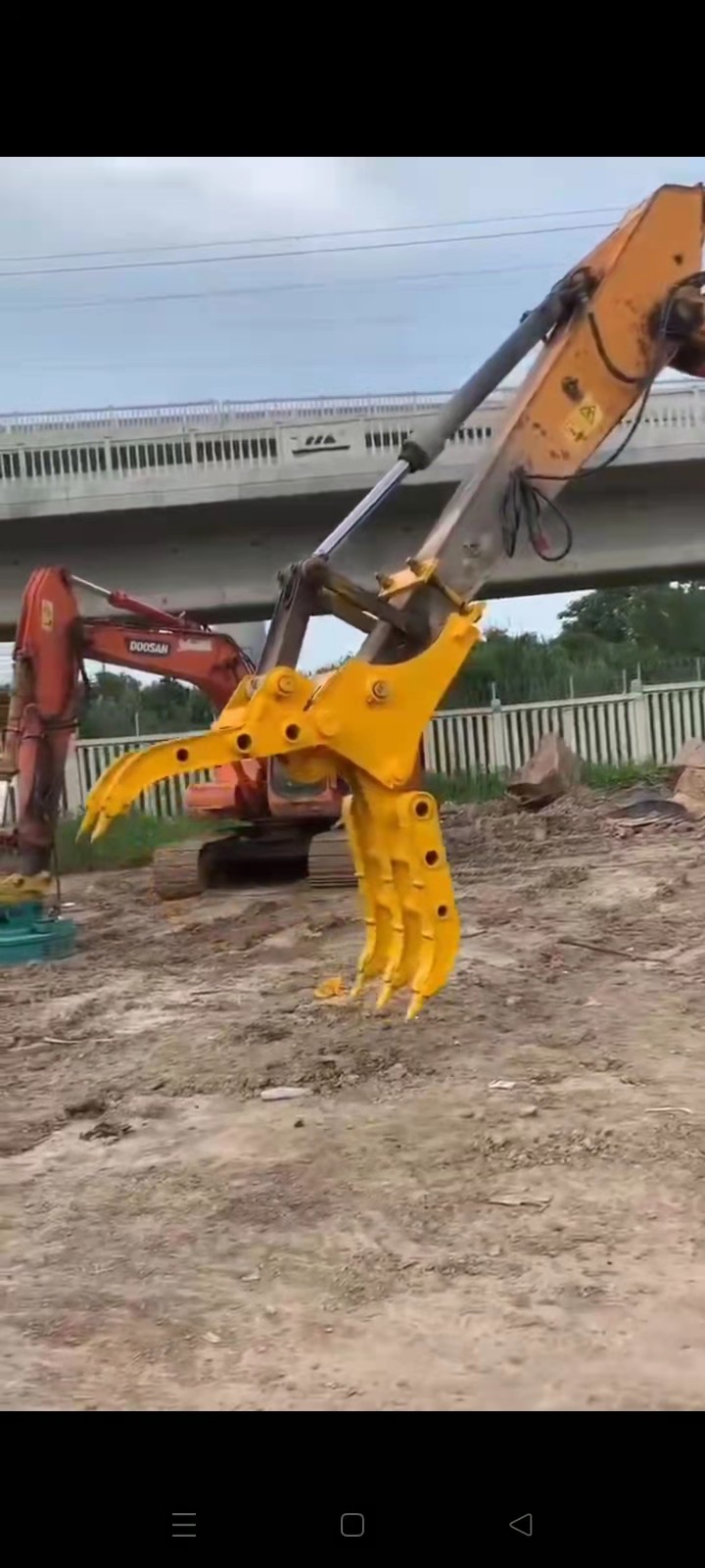抓鋼機(jī)